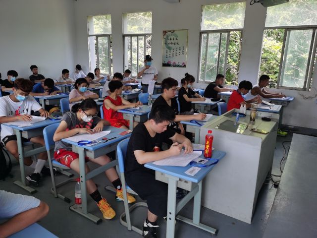 鲸鱼体育赛事快讯图片