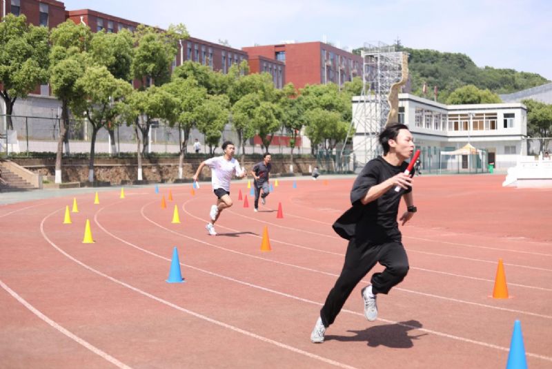 鲸鱼体育体育频道图片
